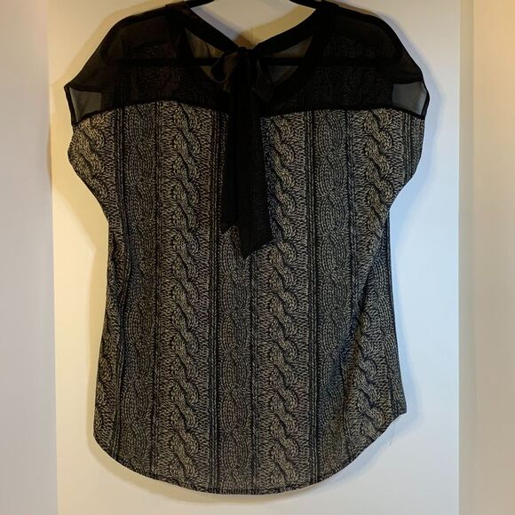 Bellatrix NORDSTROM Black Geometric‎ Open Back Tunic Blouse Size S - Picture 6 of 7